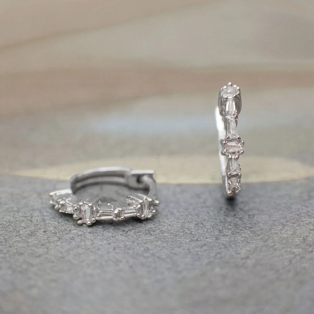 Wholesale lab grown diamond baguette huggie hoop earrings