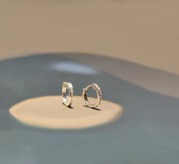 Lab Grown Diamond Huggie Hoop Earrings | Minimal Baguette Diamond Hoop